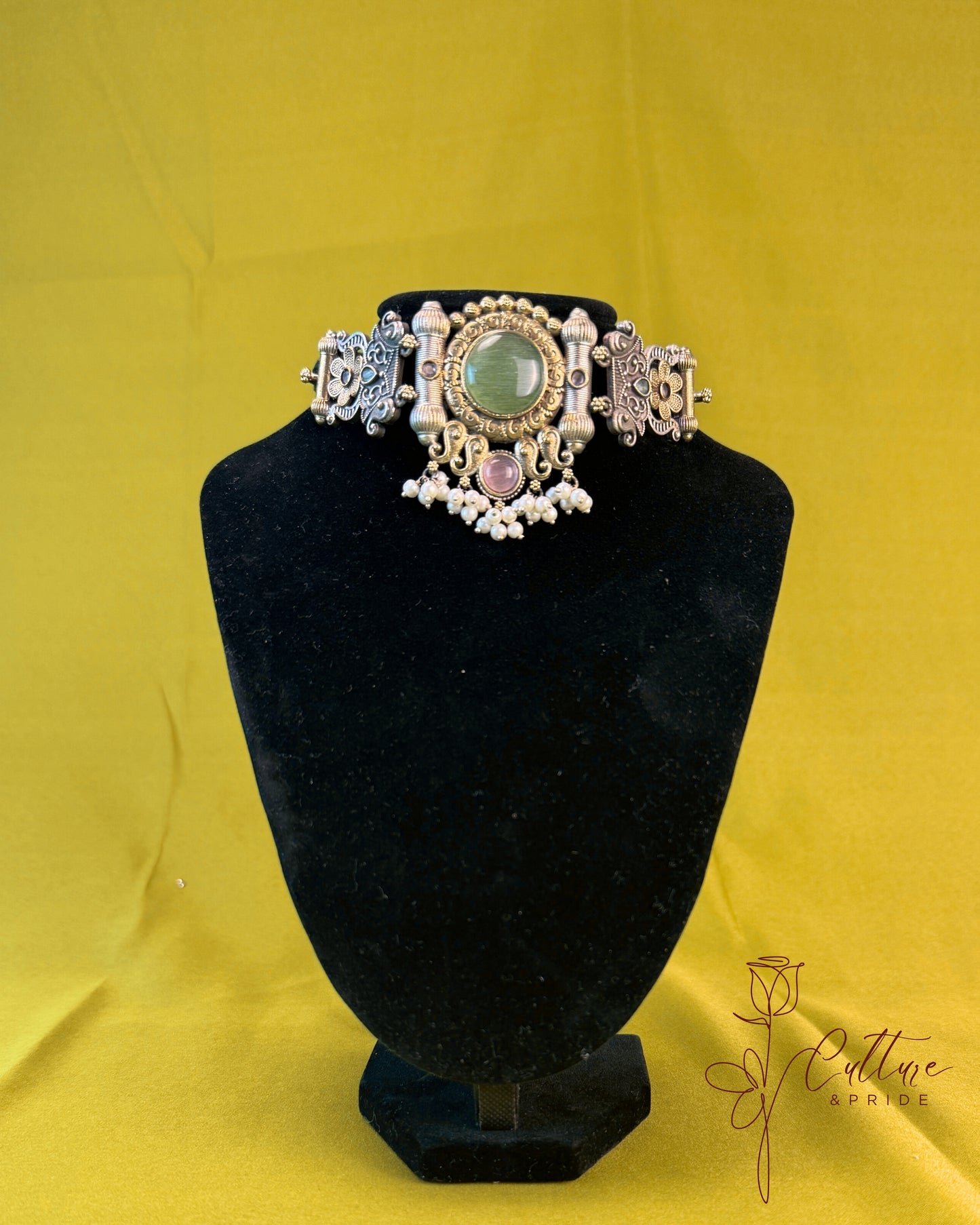 Tribal Bloom Choker Set